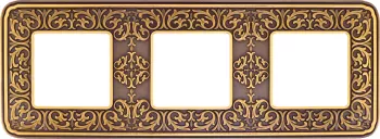 Рамка Fede Emporio на 3 поста, универсальная, gold white patina